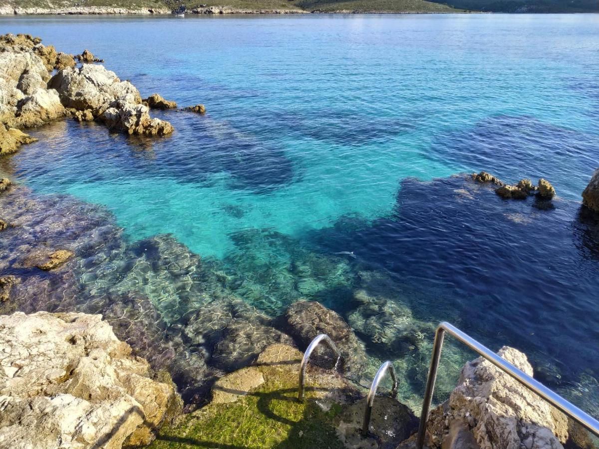 Starbal Apt Es Castell  Buitenkant foto