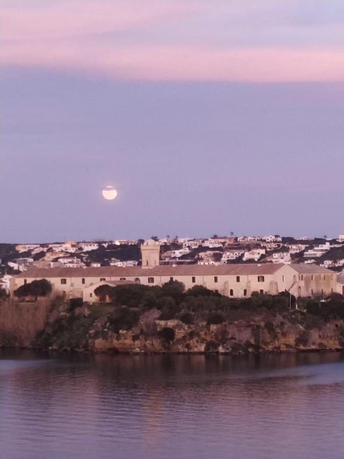 Starbal Apt Es Castell  Buitenkant foto