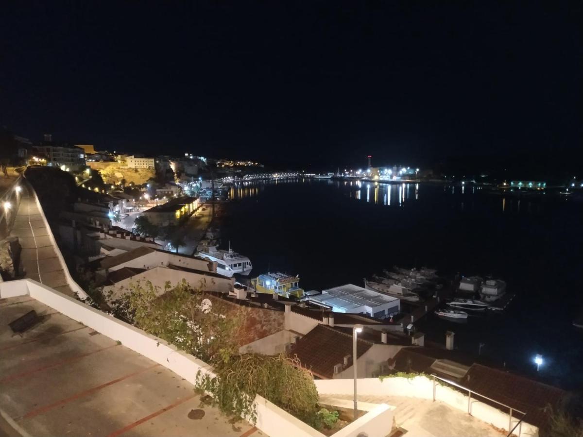 Starbal Apt Es Castell  Buitenkant foto